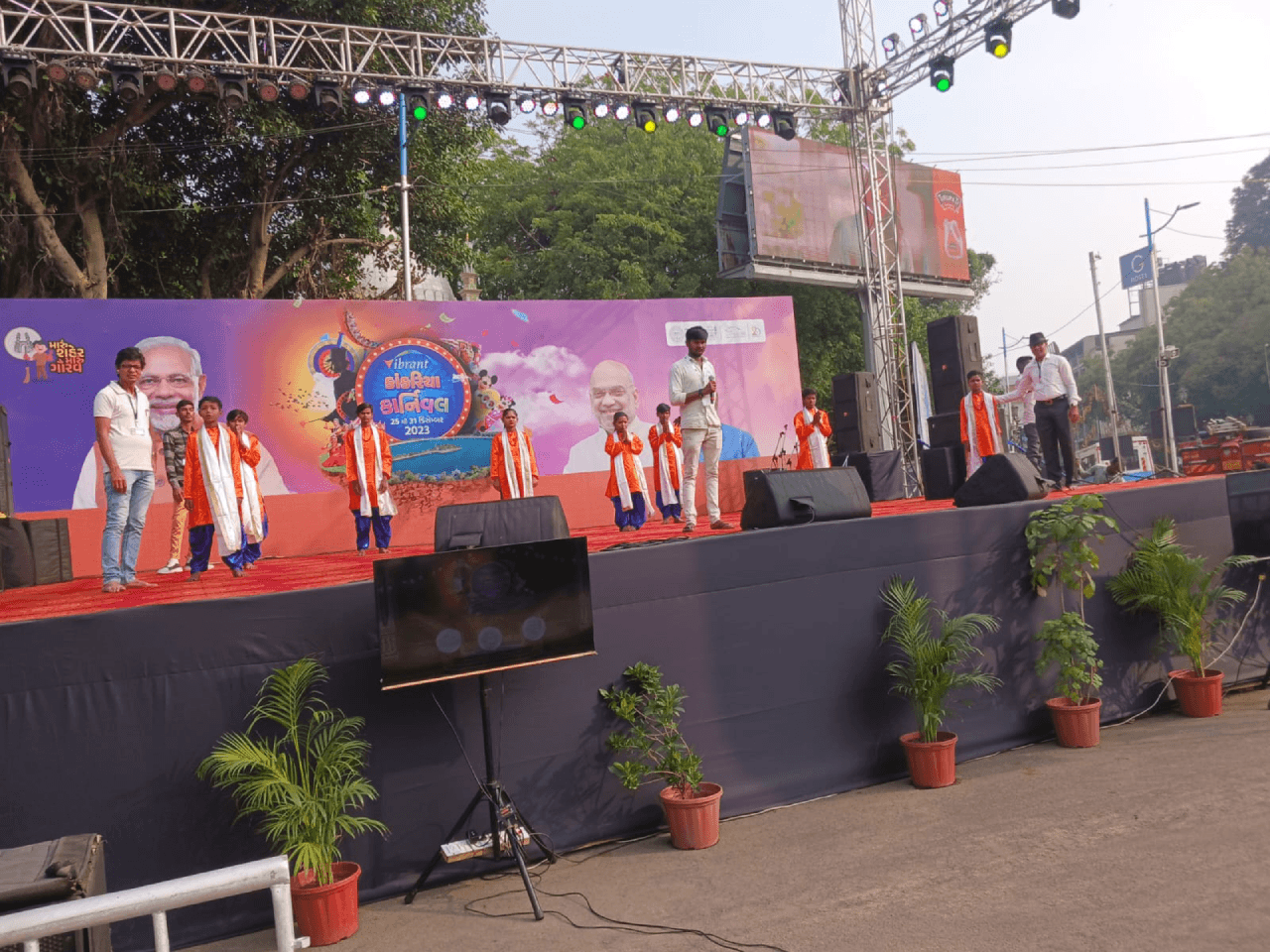 Children at the Kankariya carnival, Ahmedabad